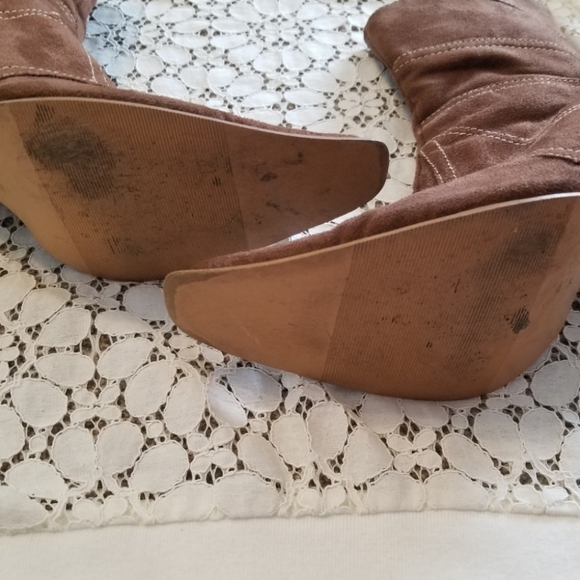 Brown Pocket Suede Heeled Ankle Boots - Picture 3 of 6